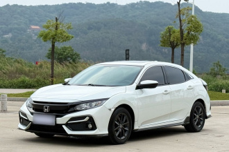 本田 思域 2021款 HATCHBACK 220TURBO CVT新锐控