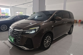 别克GL8 2023款 陆上公务舱 652T 豪华型