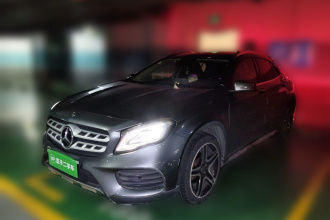 奔驰GLA 2017款 GLA 220 4MATIC 时尚型