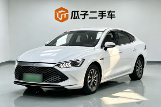 比亚迪 秦PLUS 2024款 荣耀版 DM-i 55KM领先型