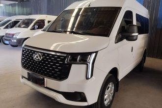 上汽大通MAXUS 新途V80 2023款 2.0T 手动经典傲运通短轴中顶5/6座