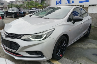 雪佛兰 科鲁兹 2018款 Redline 330T 双离合领锋版