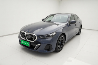 宝马i5 2024款 eDrive 35L 尊享型 M运动套装