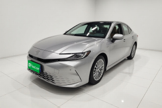 丰田 凯美瑞 2024款  双擎 2.0HG 尊贵版