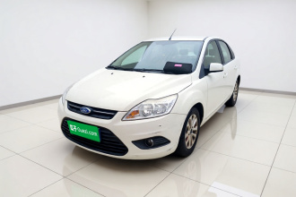 福特 福克斯 2013款 三厢经典 1.8L 手动基本型