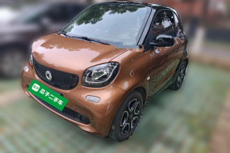 smart fortwo 2016款 0.9T 66千瓦硬顶先锋版