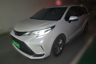 丰田 格瑞维亚 2023款 2.5L混动 尊爵VIP版