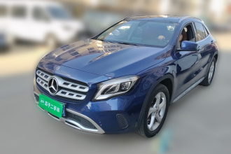 奔驰GLA 2018款 GLA 200 动感型