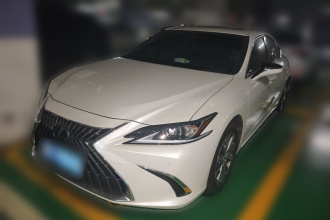 雷克萨斯ES 2022款 200 卓越版