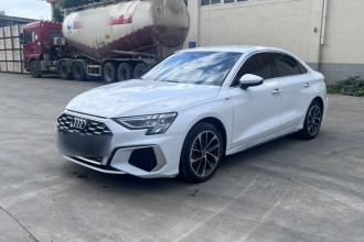 奥迪A3 2021款 A3L Limousine 35 TFSI 进取运动型