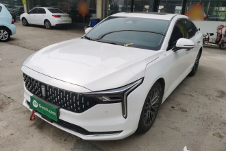 奔腾B70 2022款 第三代 1.5T 自动尊享型