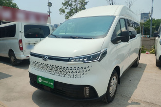 上汽大通MAXUS 新途V70 2023款 2.0T 精英版 自动长轴中顶 6/7座