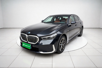 宝马5系 2025款 530Li 领先型 M运动套装