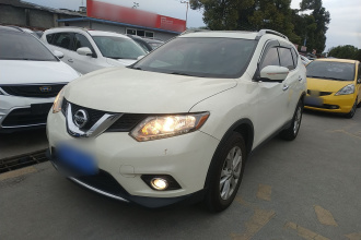 日产 奇骏 2014款 2.5L CVT尊享版 4WD