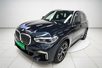 宝马X5 2022款 改款 xDrive 40Li M运动套装