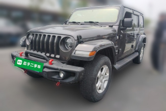 Jeep 牧马人 2019款 2.0T Sahara 四门版 国VI