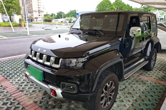 北京越野 北京BJ40 2023款 2.0T 自动四驱城市猎人版侠客型
