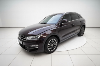 众泰SR7 2017款 1.5T CVT魔方之梦版