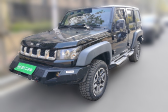 北京越野BJ40 2016款 40L 2.3T 手动四驱尊享版