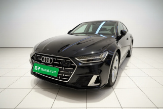 奥迪A7L 2024款 45TFSI quattro S-line 见远型 流晶套装