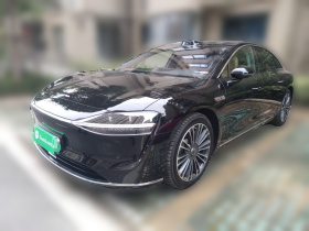 鸿蒙智行 享界S9 2024款 纯电 Ultra 四驱旗舰版