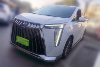广汽传祺 传祺M8 2023款 宗师系列 双擎 御尊版