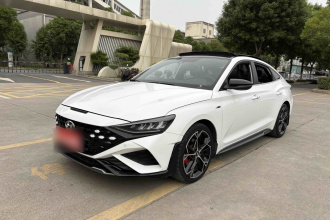 现代 菲斯塔 2023款 270T N Line DLX豪华版