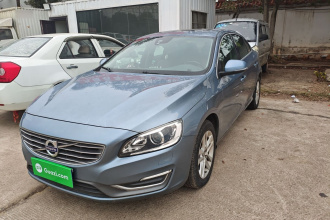 沃尔沃S60 2018款 S60L T3 智进版