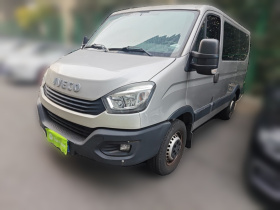 依维柯欧胜 2020款 2.3T 手动超瑞短轴低顶低功F1A