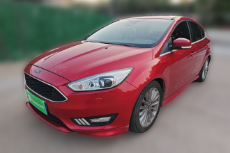 福特 福克斯 2018款 两厢经典 EcoBoost 180 自动运动型