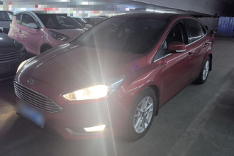 福特 福克斯 2015款 三厢 EcoBoost 180 自动精英型