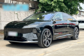 蔚来ET9 2025款 102kWh 签名版