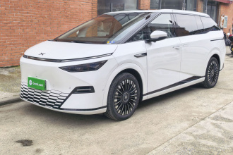 小鹏X9 2025款 纯电 740超长续航 Max