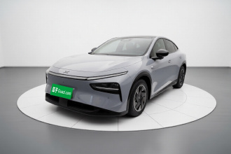 小鹏G7 2025款 702 超长续航 Ultra