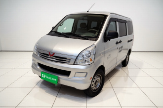 五菱汽车 五菱荣光S 2021款 1.2L基本型7座LSI