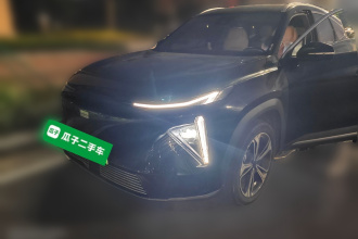 吉利银河 银河L7 2024款 1.5T 115km PLUS  龙腾版