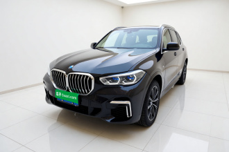 宝马X5 2022款 改款 xDrive 30Li 尊享型M运动套装