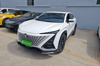 长安UNI-T 2023款 第二代 1.5T 尊享型