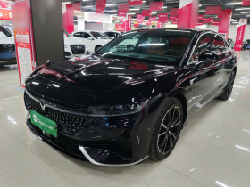 岚图汽车 岚图追光 2024款 PHEV 四驱超长续航旗舰版
