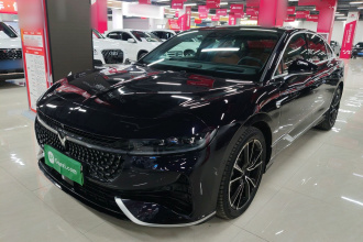 岚图汽车 岚图追光 2024款 PHEV 四驱超长续航旗舰版