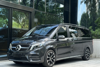 奔驰V级 2021款 V 260 L 长轴距豪华版