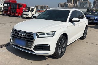 奥迪Q5L 2020款 40 TFSI 荣享时尚型