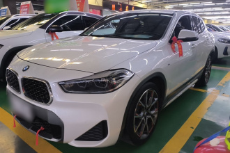 宝马X2 2021款 改款 sDrive25i M越野套装
