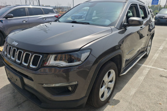 Jeep 指南者 2017款 200T 自动家享版