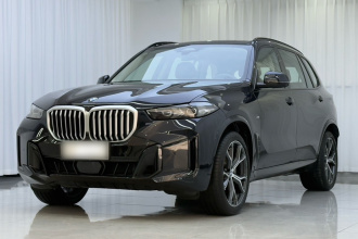 宝马X5 2023款 xDrive 30Li 尊享型M运动曜夜套装