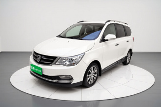 宝骏730 2016款 1.5L 手动舒适型 7座 国V