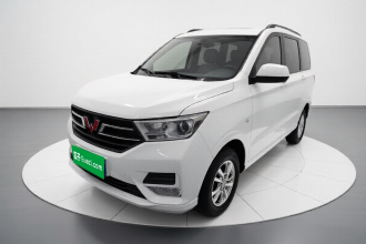 五菱汽车 五菱宏光 2021款 改款 1.5L S舒适型 液压助力LAR