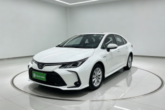 丰田 卡罗拉 2023款 1.8L 智能电混双擎 精英版