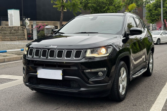 Jeep 指南者 2020款 220T 自动领先版