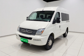 上汽大通MAXUS 新途V80 2021款 2.0T 手动经典傲运通短轴中顶5/6座